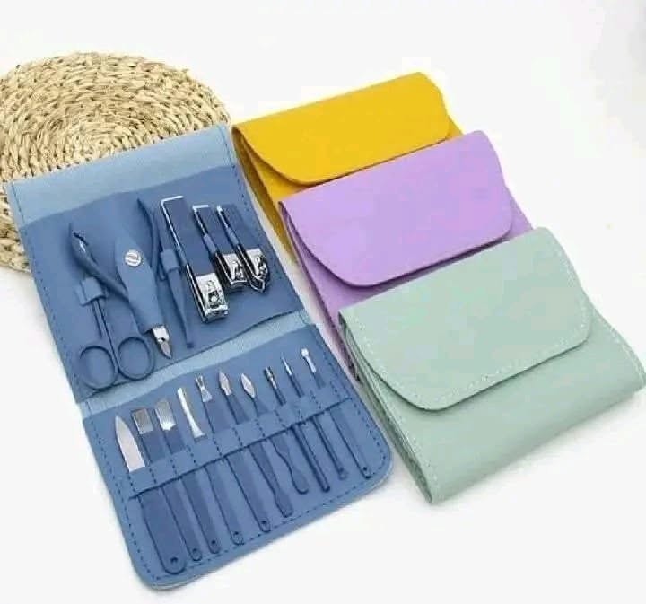 16-Piece Manicure & Pedicure Tool Set - 2